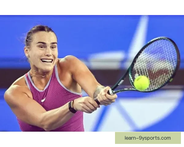 网球赛季最新动态：明星选手激战赛事精彩瞬间回顾